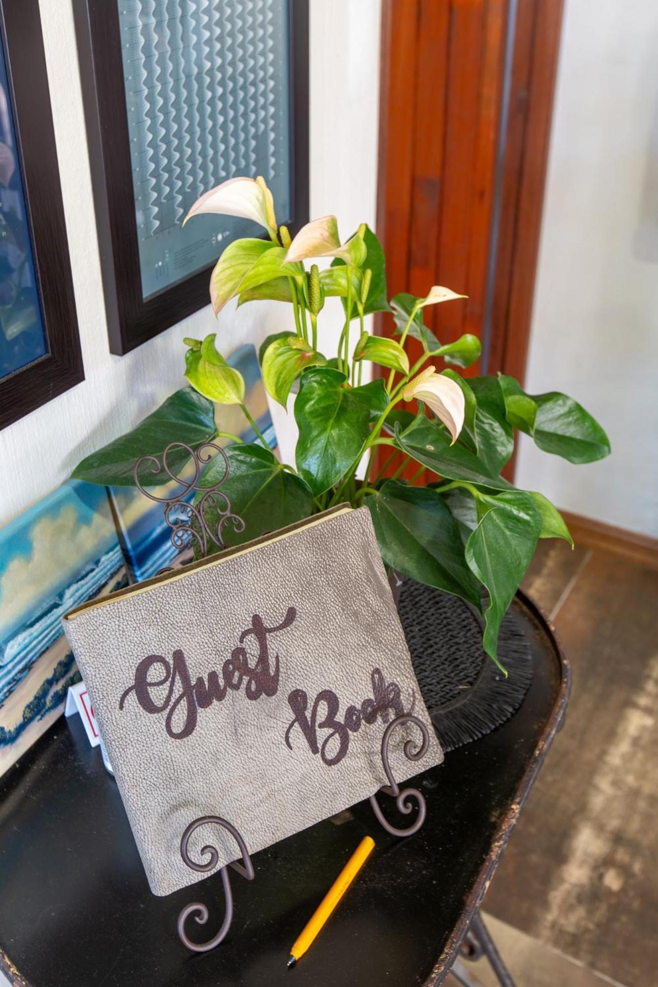 Atsupers Accommodation Jeffreys Bay Exterior foto