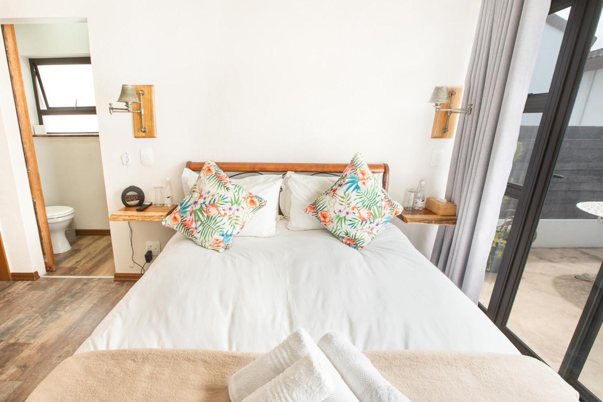 Atsupers Accommodation Jeffreys Bay Exterior foto
